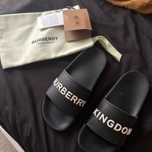 Kids Burberry slides